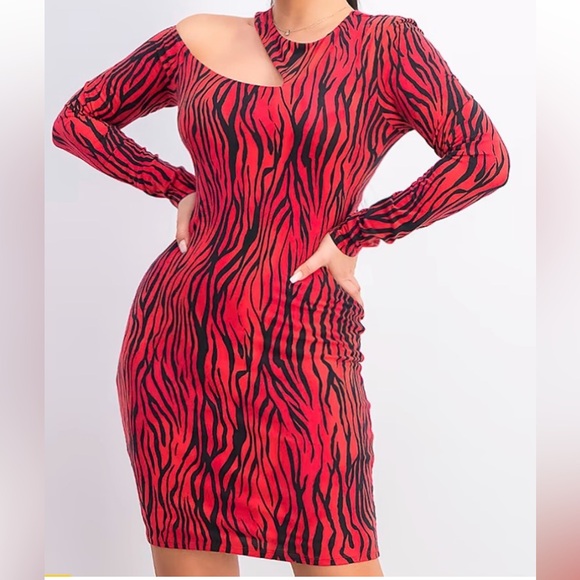 Guess Cutout Dress - Picture 1 of 6